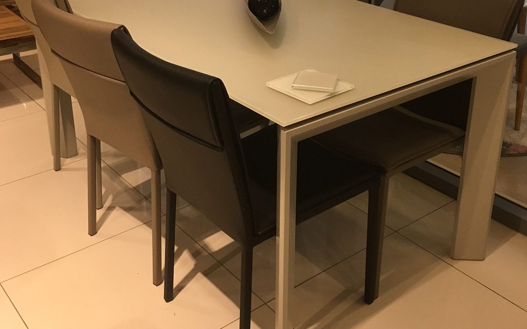 פינת אוכל מעוצבת דגם 'סיוון'