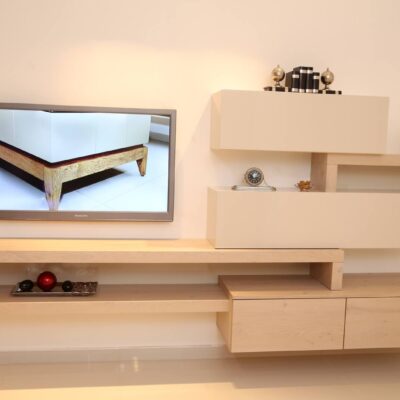 מזנון לסלון צף שדם 'מדורג'